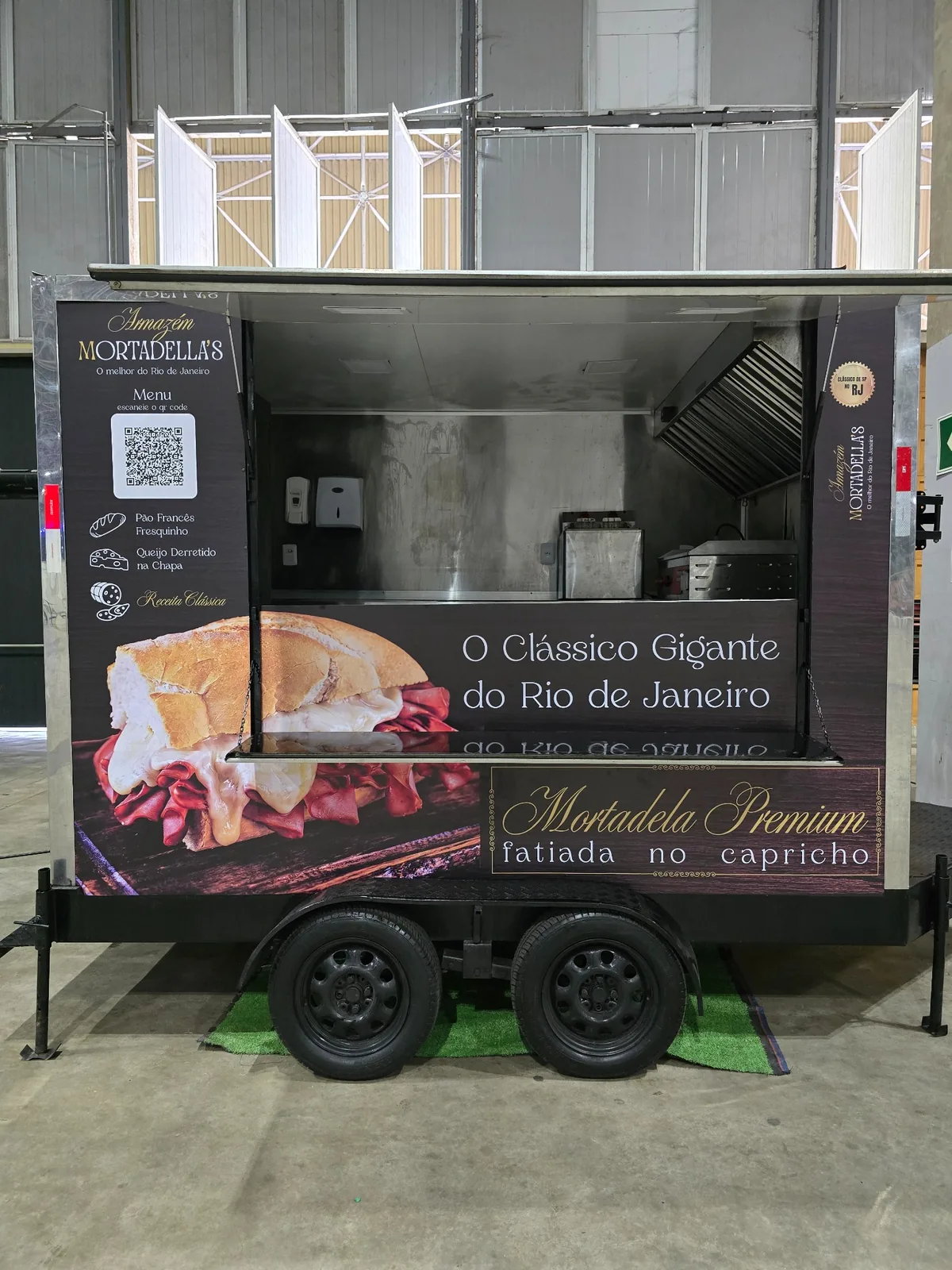Comunicação visual para operação móvel — Food Trucks